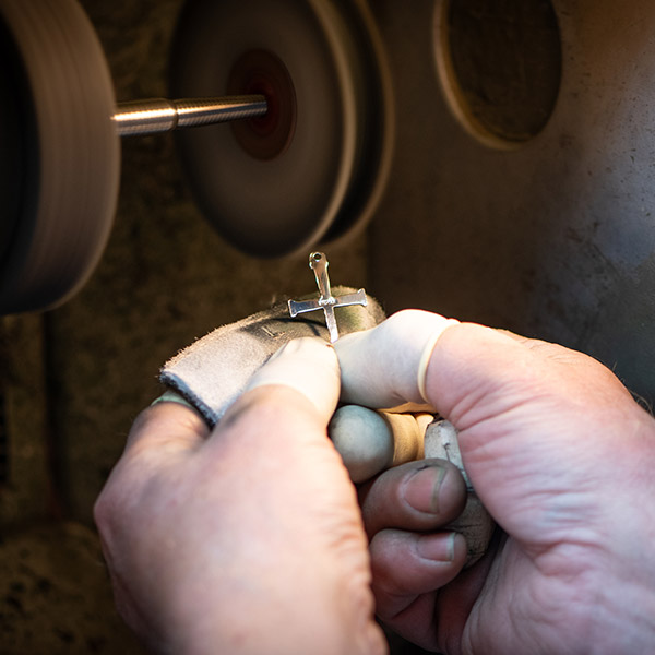 polishing